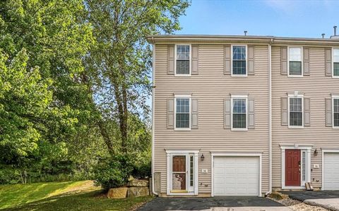 58 Buttercup Ln 58 Grafton MA 01560