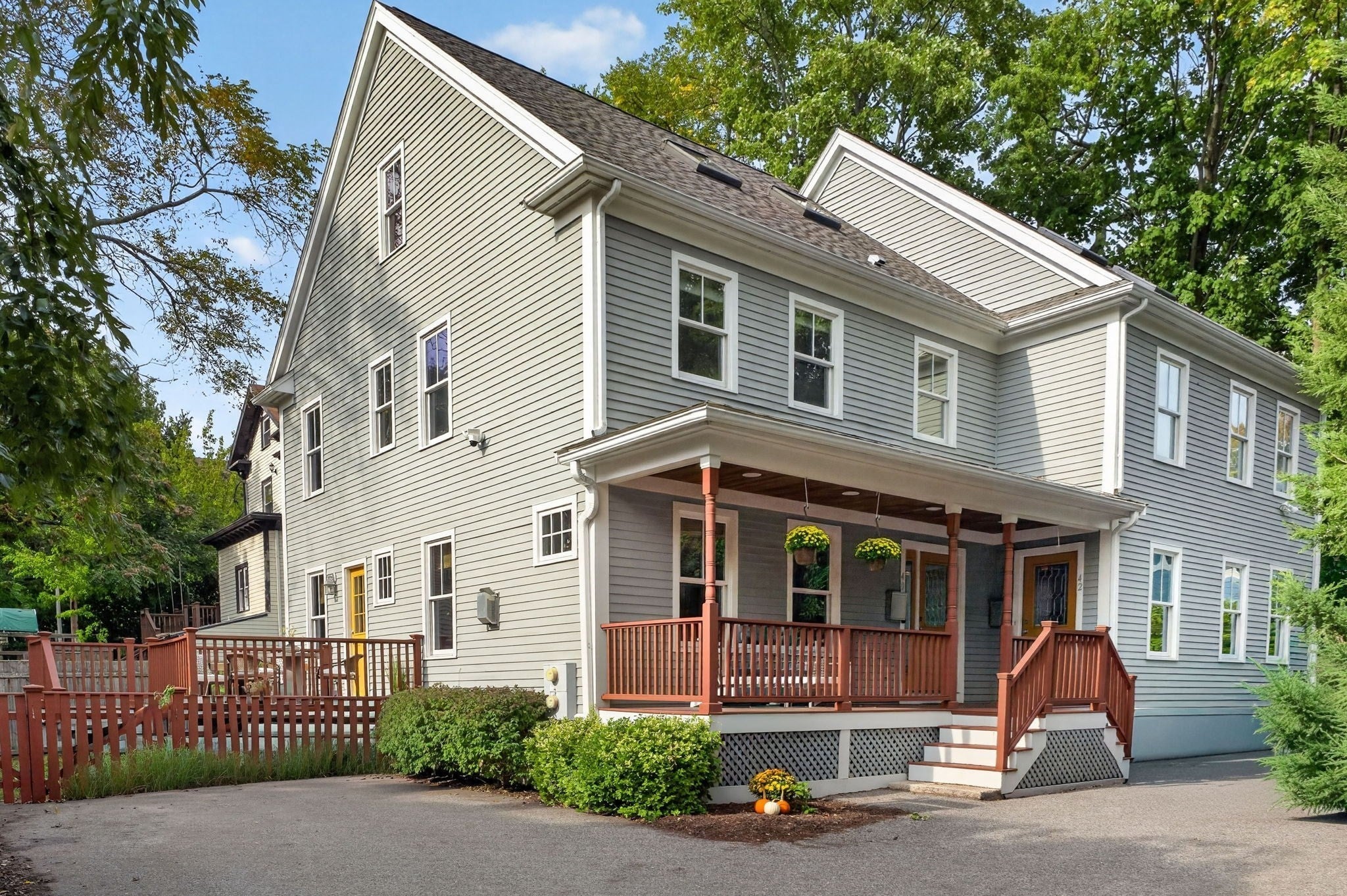 Photo of 40 Cheshire St, Boston, MA