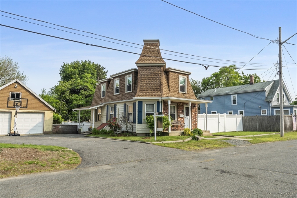 14 Moray St