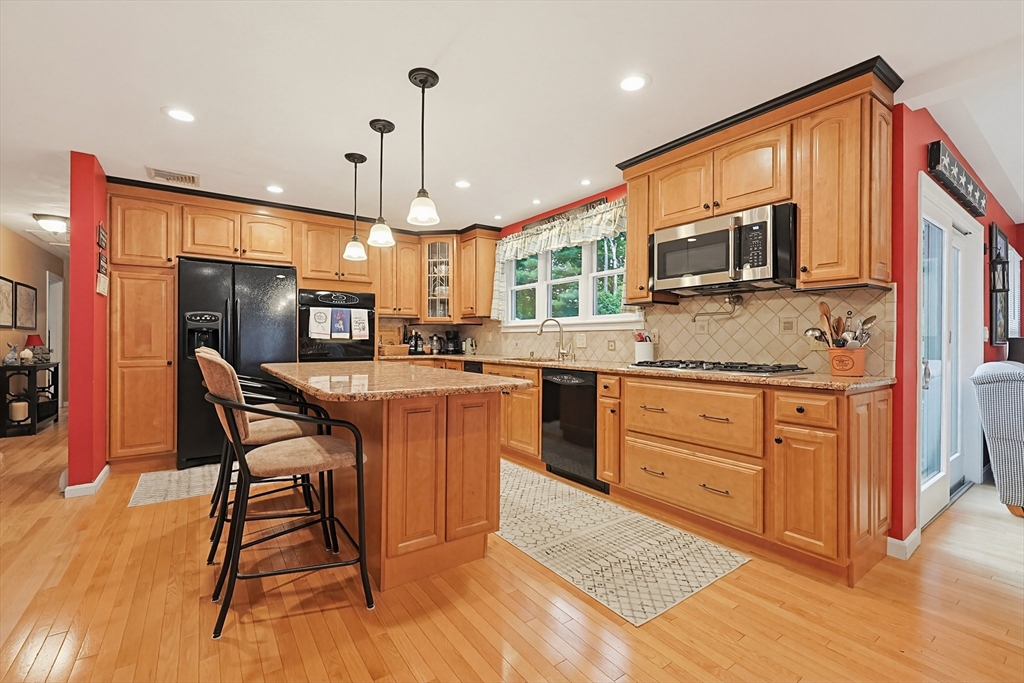 5 Otter Pond Road
