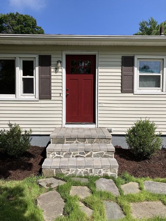 17 John St