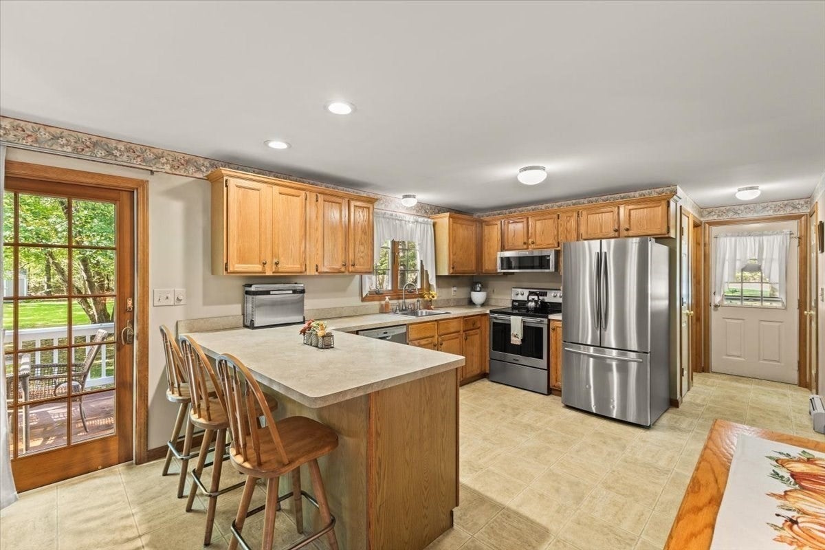 8 George Littlefield Circle, Middleboro, MA, 8 George Littlefield Circle, Middleboro, MA Photo #12