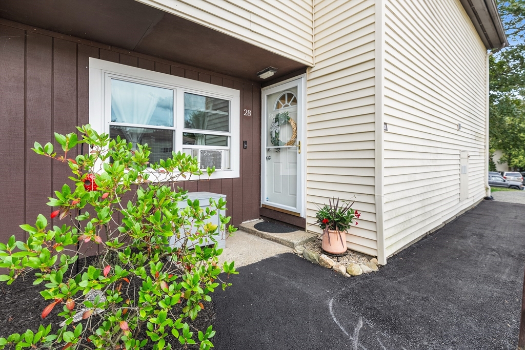 28 Powderhouse Ct 28