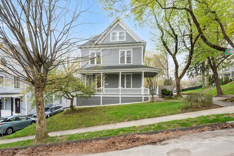 Photo of 14 Circuit Ave E Ave, Worcester, MA 01603 (MLS # 73507993)