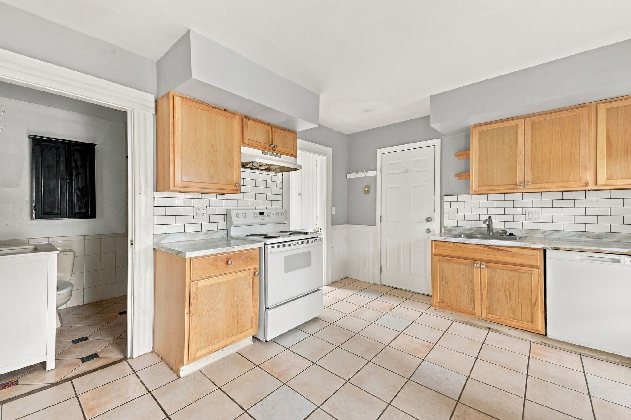 201 Highland Ave, Fitchburg, MA, 201 Highland Ave, Fitchburg, MA Photo #16