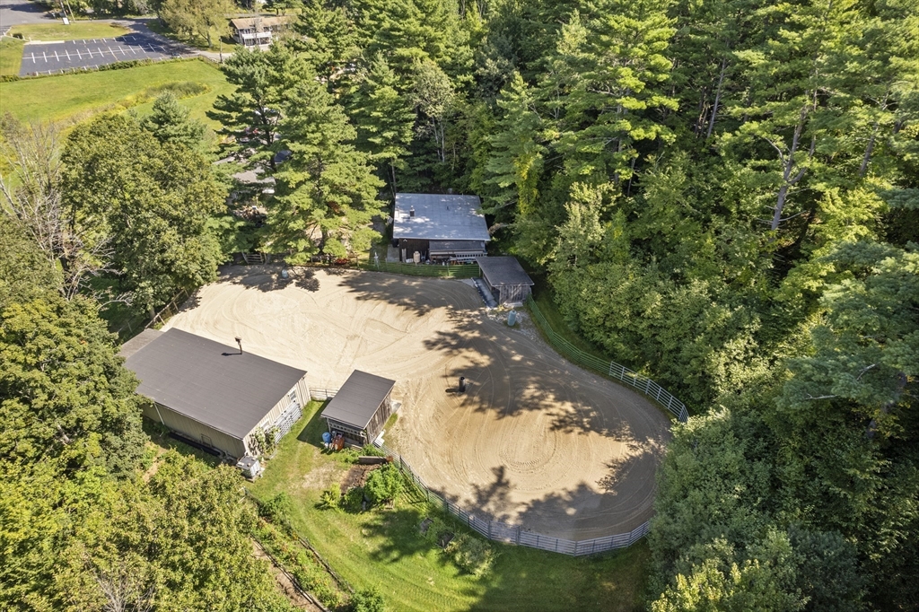 467 Durfee St