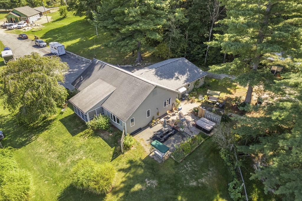 467 Durfee St