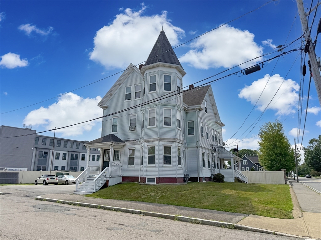 401 N Warren Ave