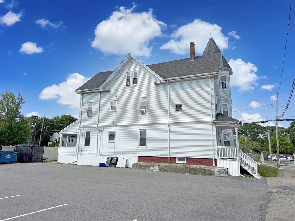 401 N Warren Ave
