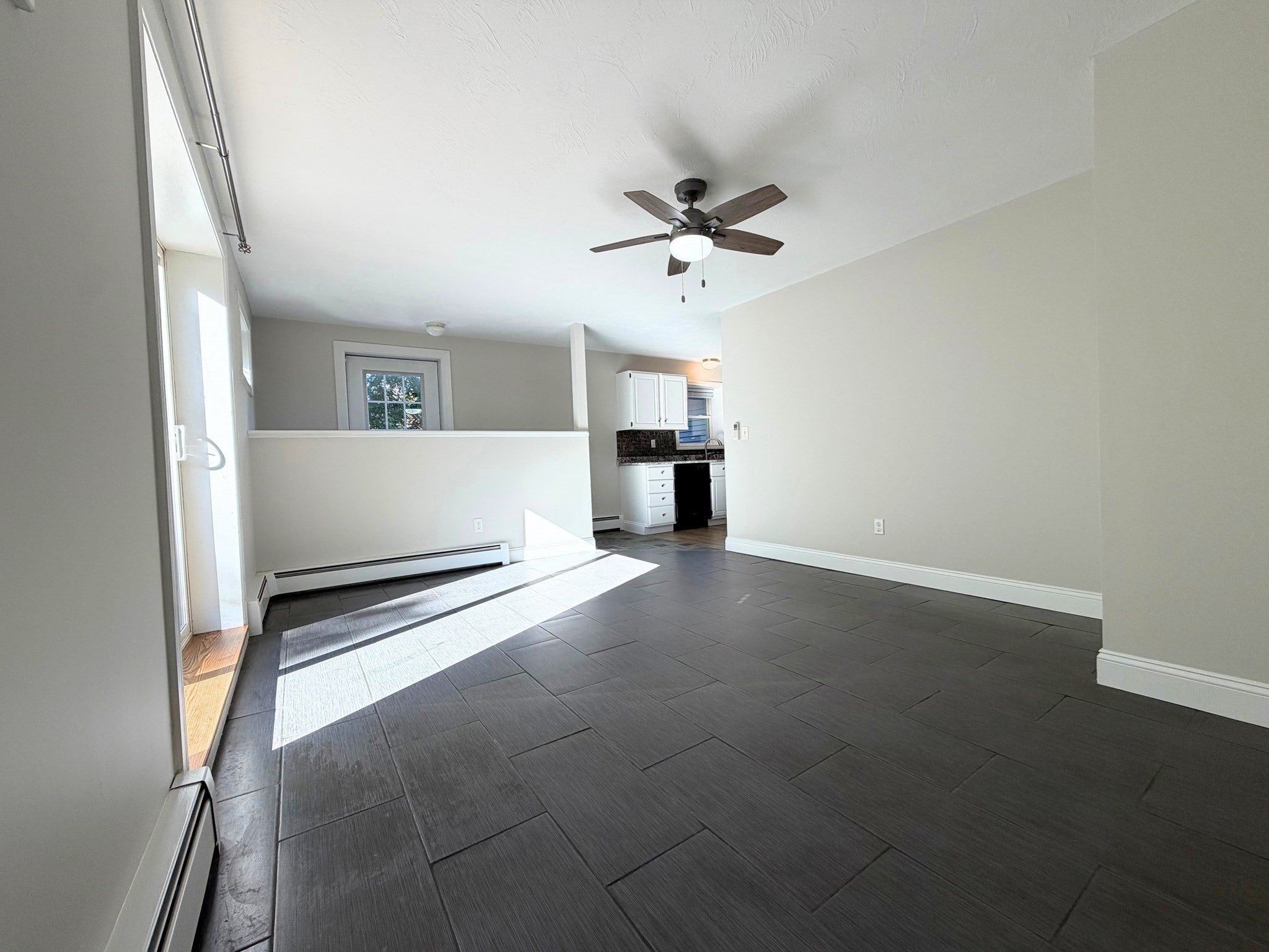 111 Elm ST #3, Lunenburg, MA, 111 Elm ST #3, Lunenburg, MA Photo #4