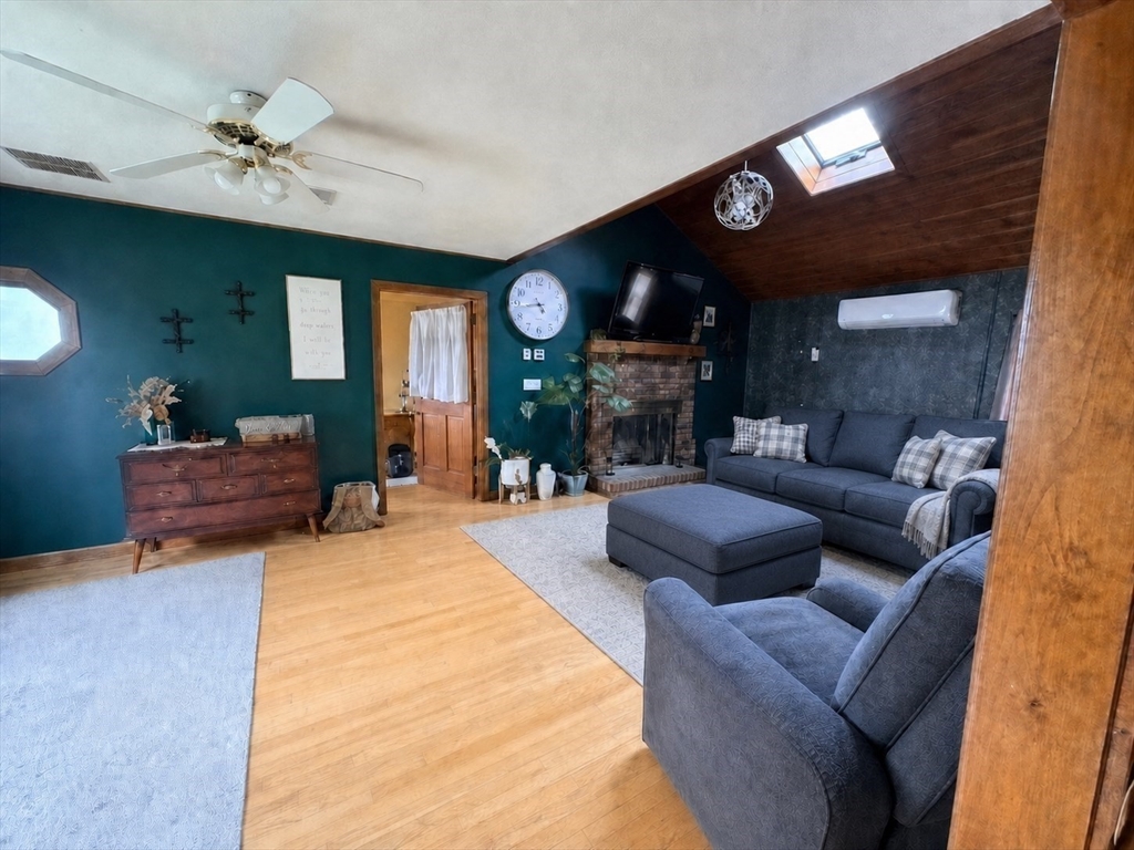 319 Oliver St, New Bedford, MA, 319 Oliver St, New Bedford, MA Photo #6