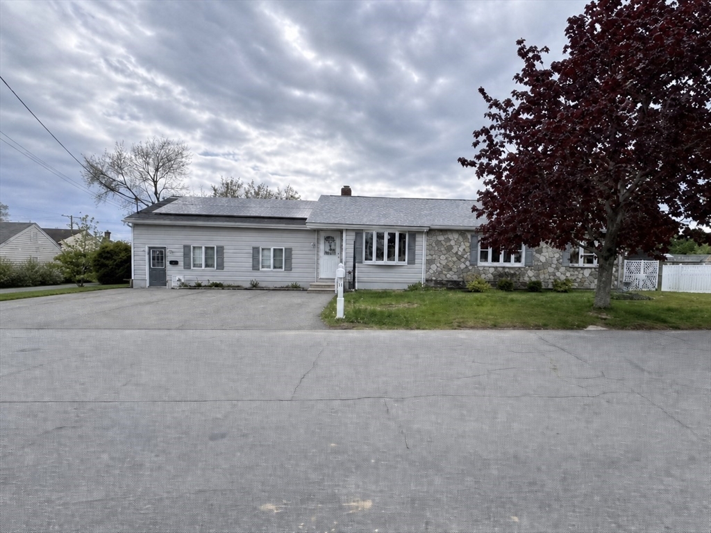 319 Oliver St, New Bedford, MA, 319 Oliver St, New Bedford, MA Photo #2