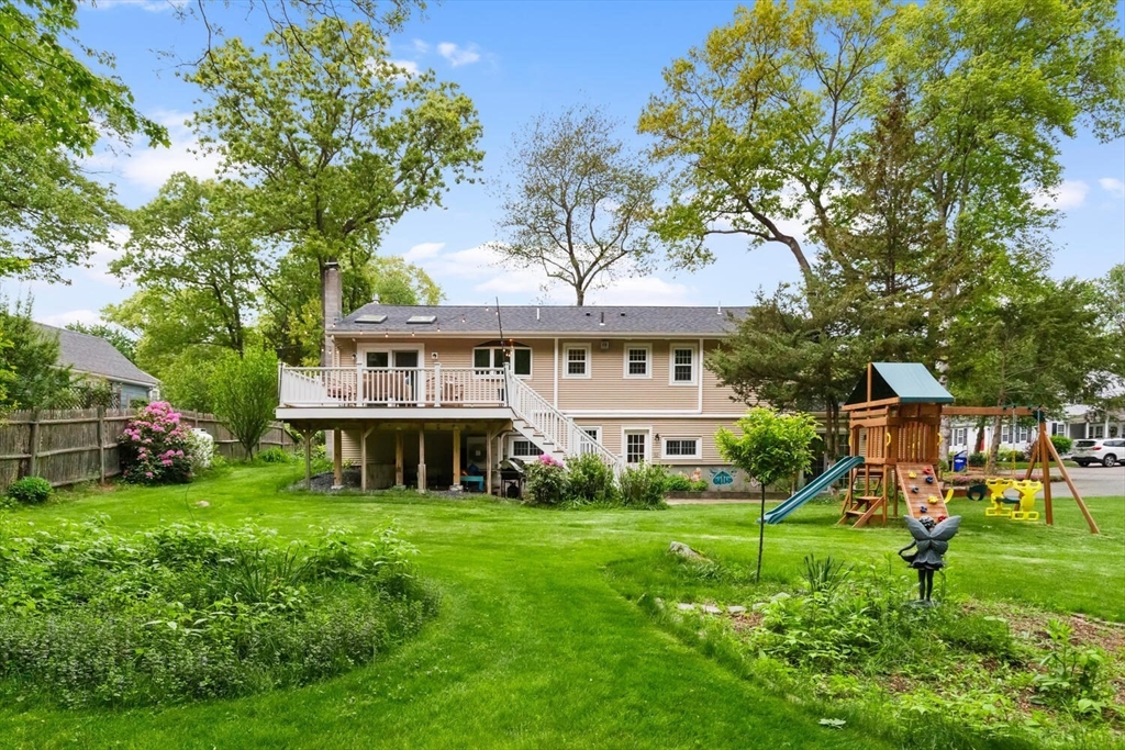 70 Stevens Dr