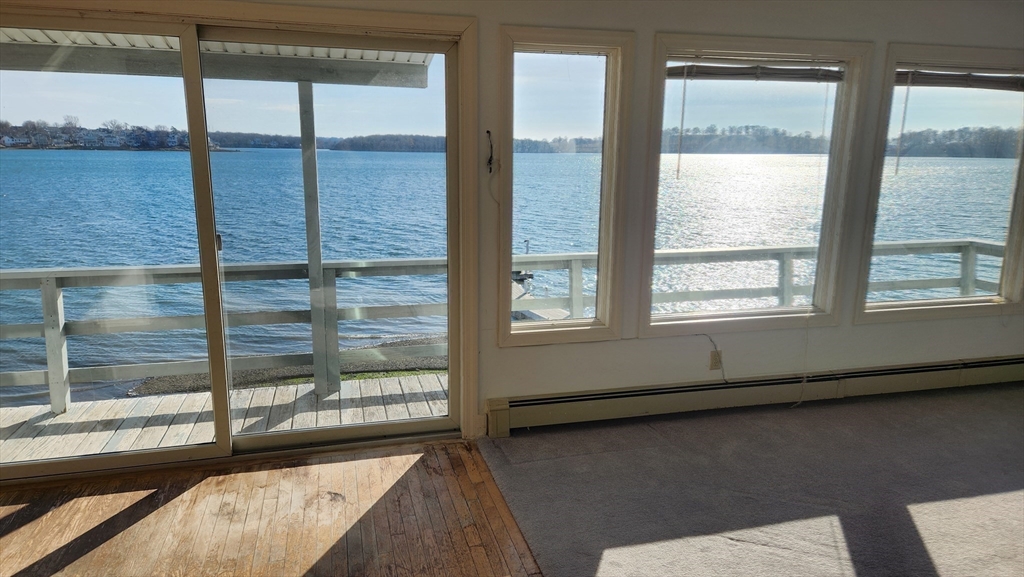 57 Edgewater Road