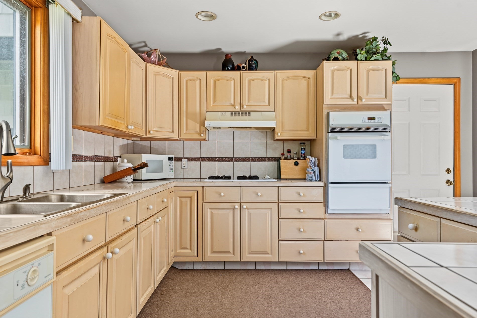37 Bluebird Lane, Westport, MA, 37 Bluebird Lane, Westport, MA Photo #17