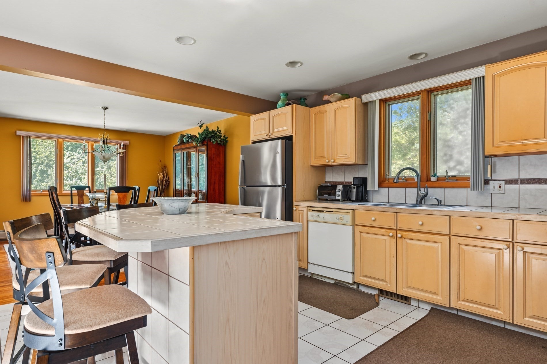 37 Bluebird Lane, Westport, MA, 37 Bluebird Lane, Westport, MA Photo #18