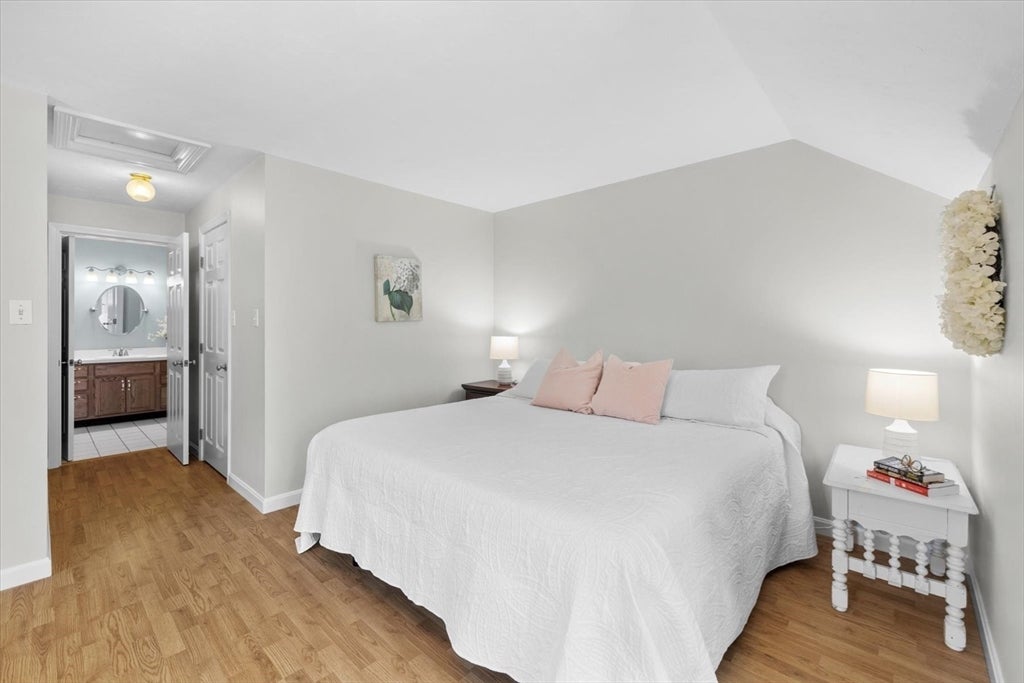28 Coldspring Dr #C, Sutton, MA, 28 Coldspring Dr #C, Sutton, MA Photo #23