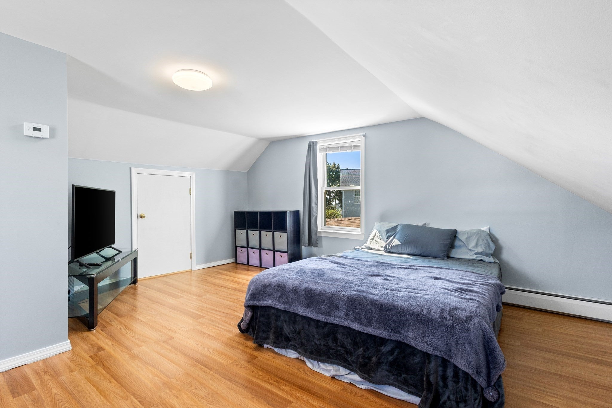 2113 Pleasant St, Fall River, MA Photo #23