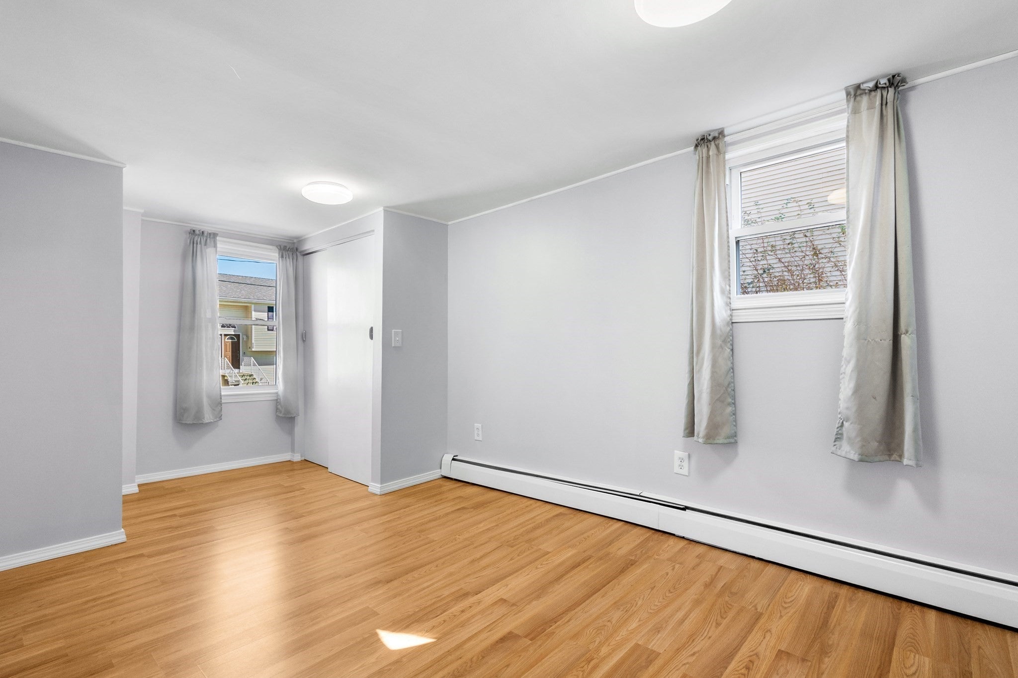 2113 Pleasant St, Fall River, MA Photo #22