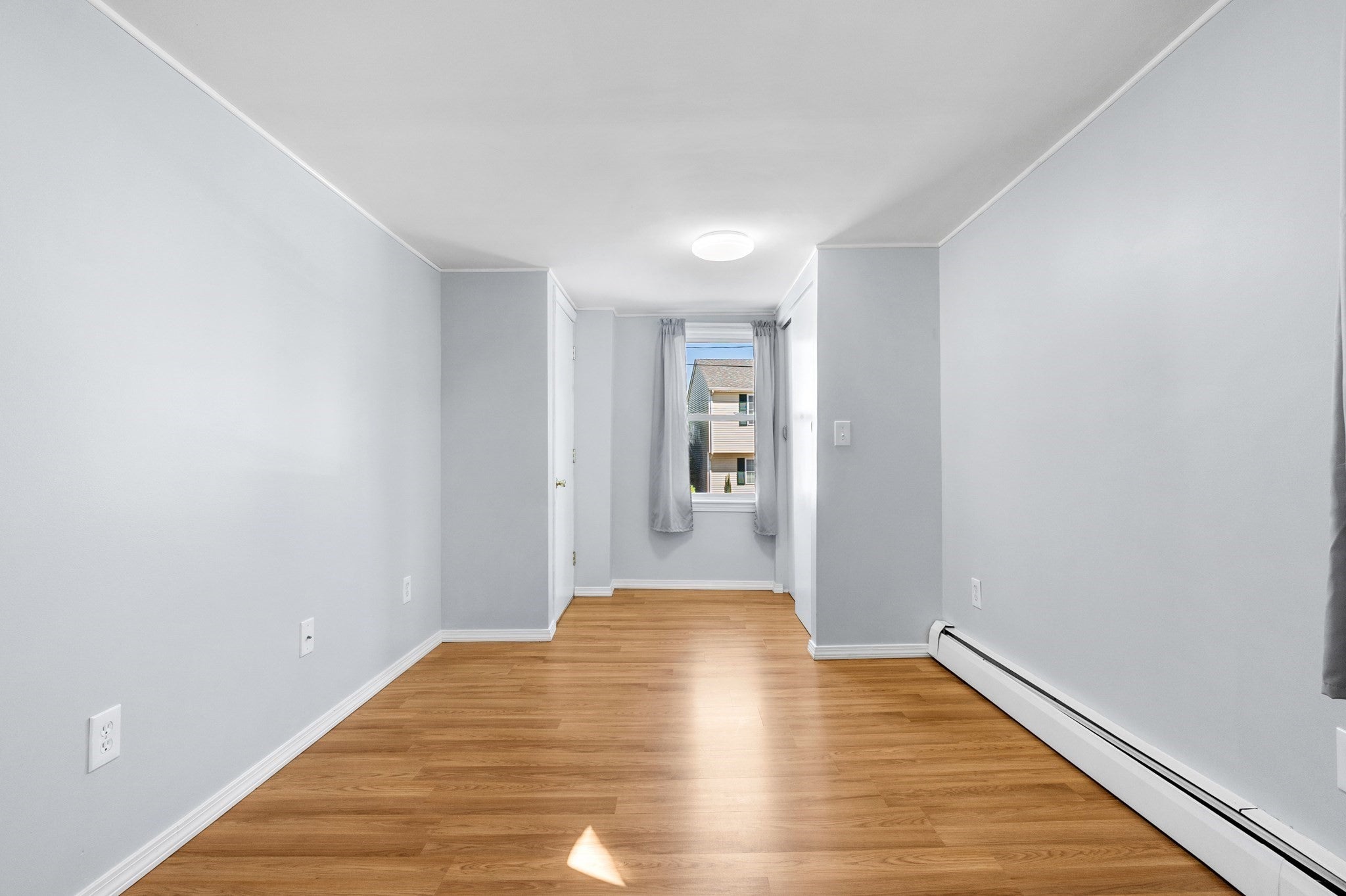 2113 Pleasant St, Fall River, MA Photo #21