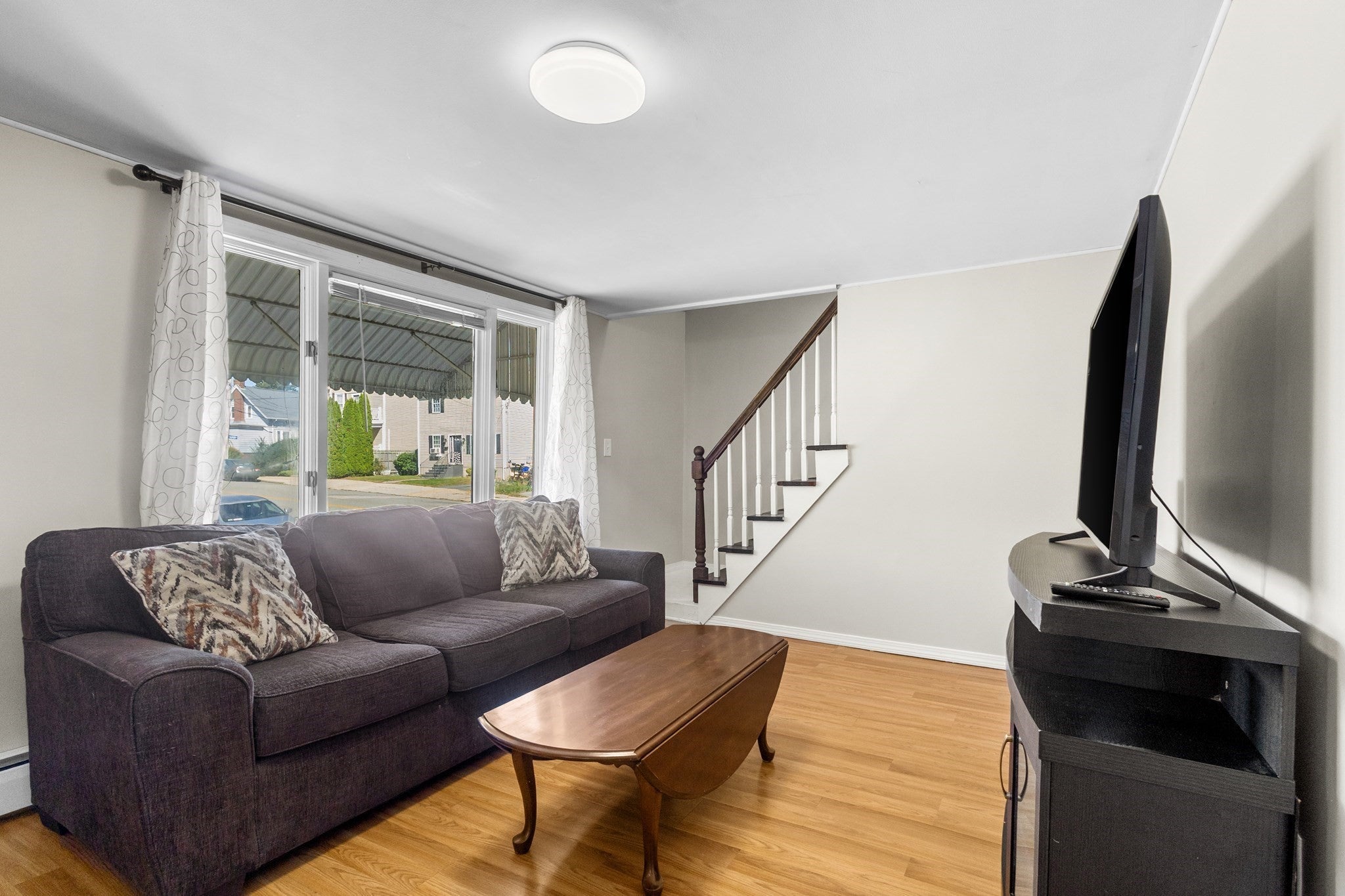 2113 Pleasant St, Fall River, MA Photo #19