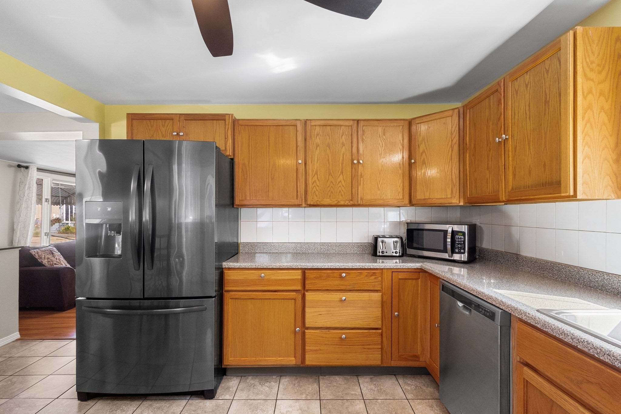 2113 Pleasant St, Fall River, MA Photo #8