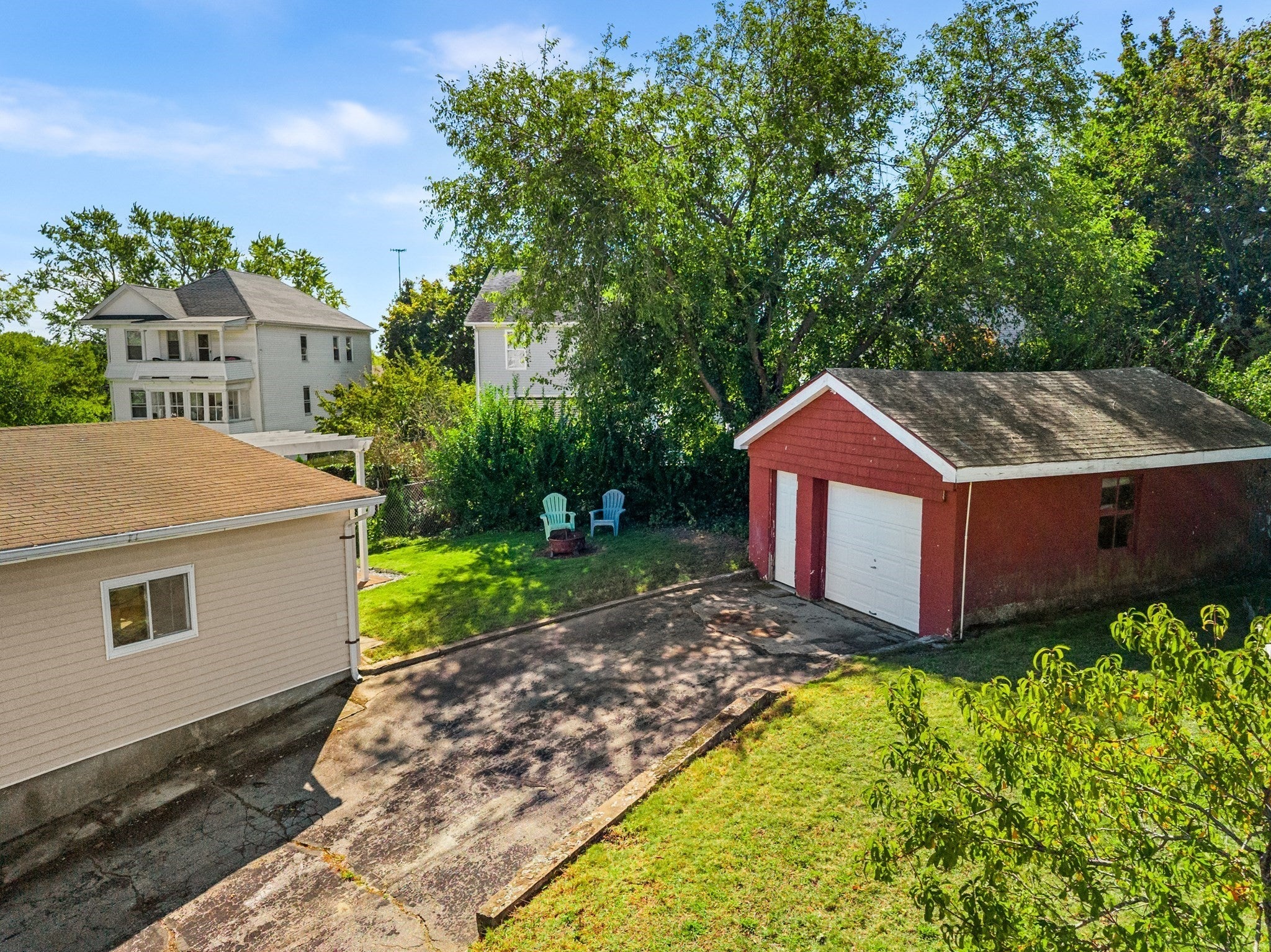 2113 Pleasant St, Fall River, MA Photo #32