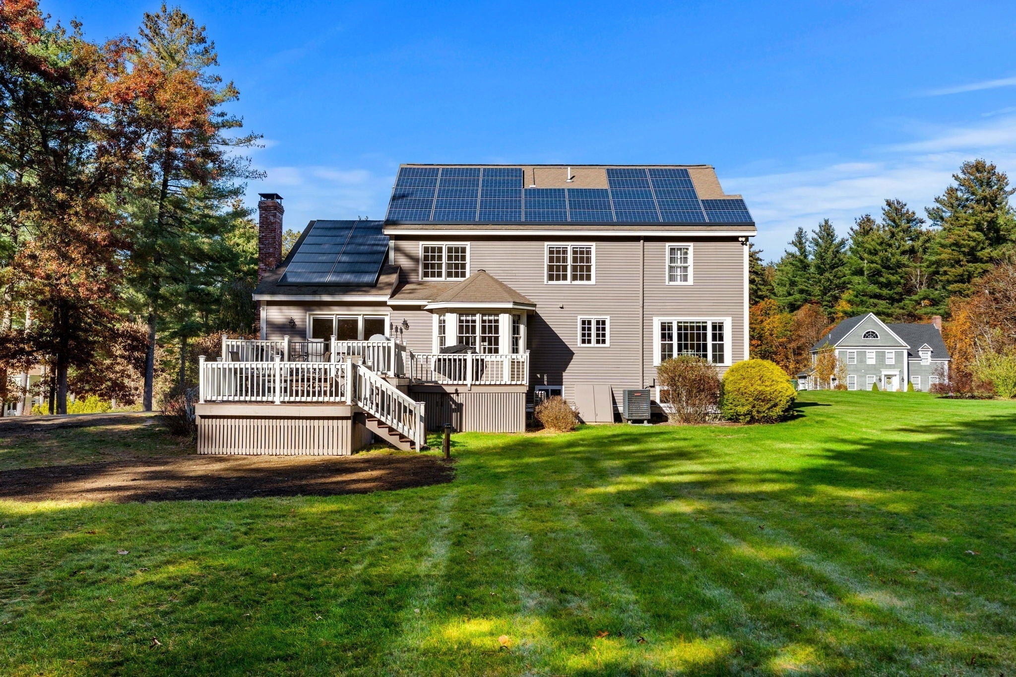 7 Robbins Farm Rd