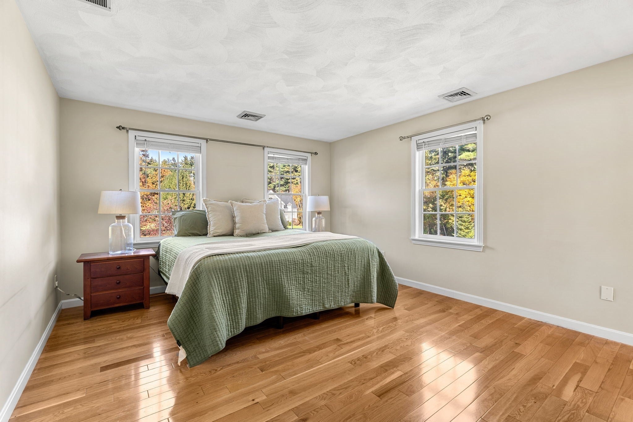 7 Robbins Farm Rd, Dunstable, MA Photo #20