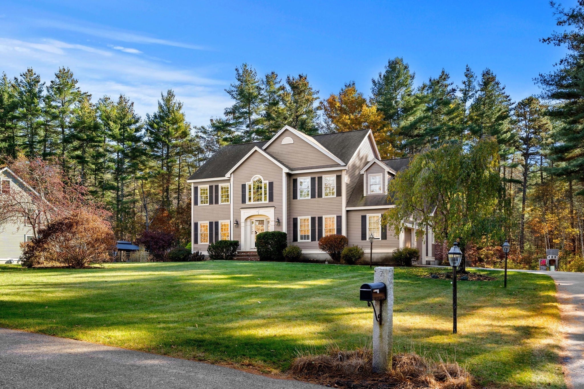 7 Robbins Farm Rd, Dunstable, MA Photo #38