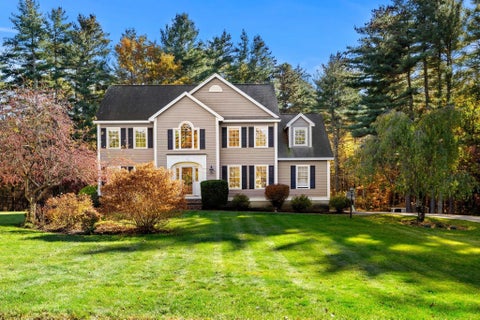 Photo of 7 Robbins Farm Rd, Dunstable, MA 01827 (MLS # 73595895)