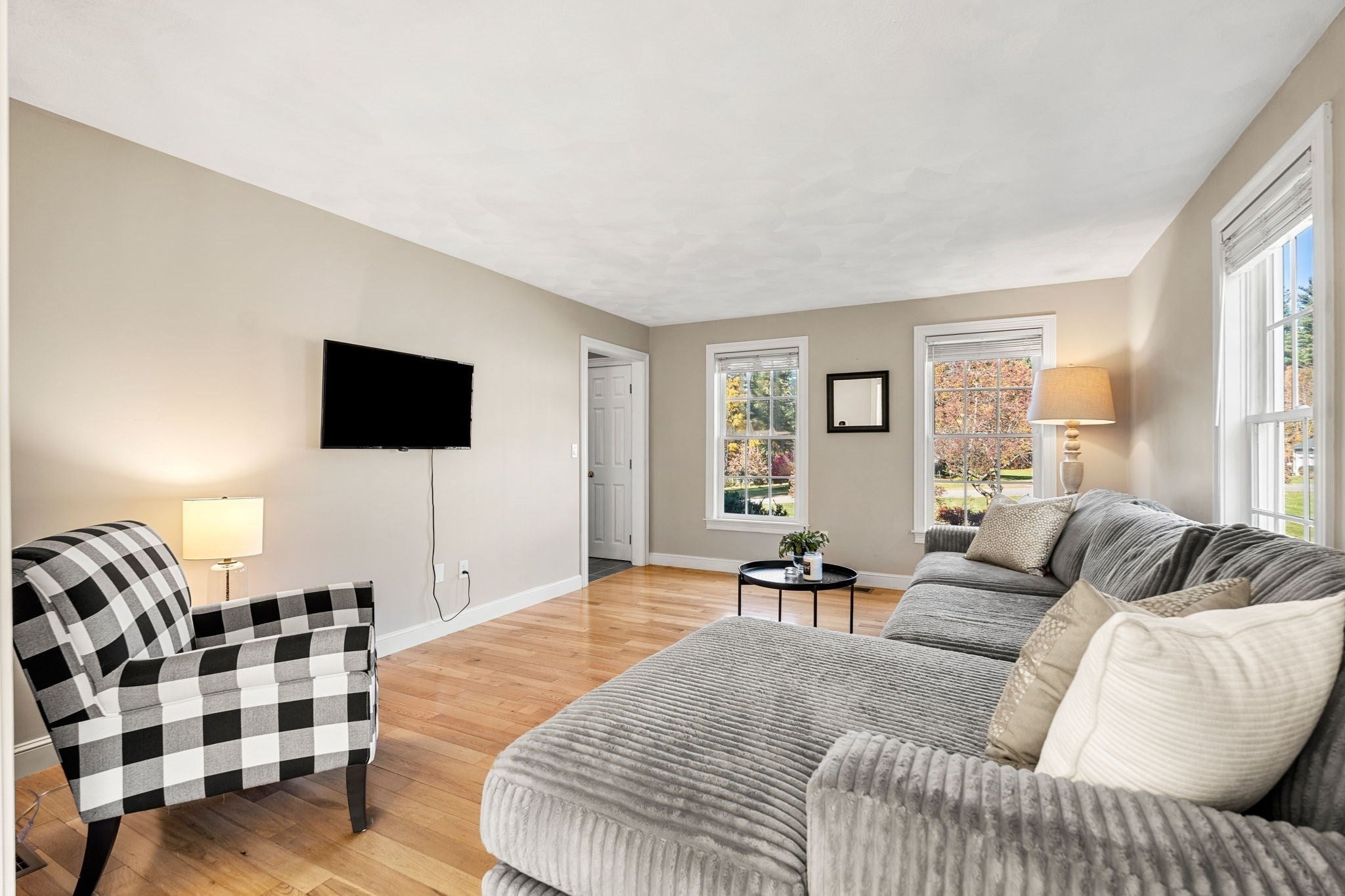 7 Robbins Farm Rd, Dunstable, MA Photo #16