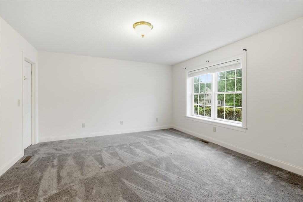 75 Shadow Brook Est #75, South Hadley, MA Photo #8