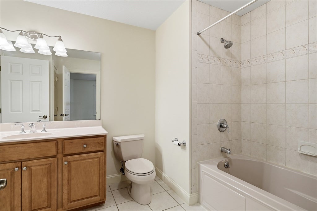 75 Shadow Brook Est #75, South Hadley, MA Photo #10
