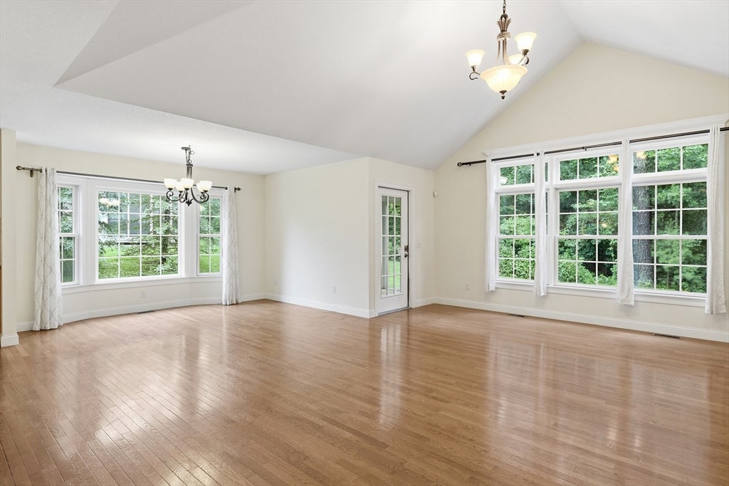 75 Shadow Brook Est #75, South Hadley, MA Photo #19