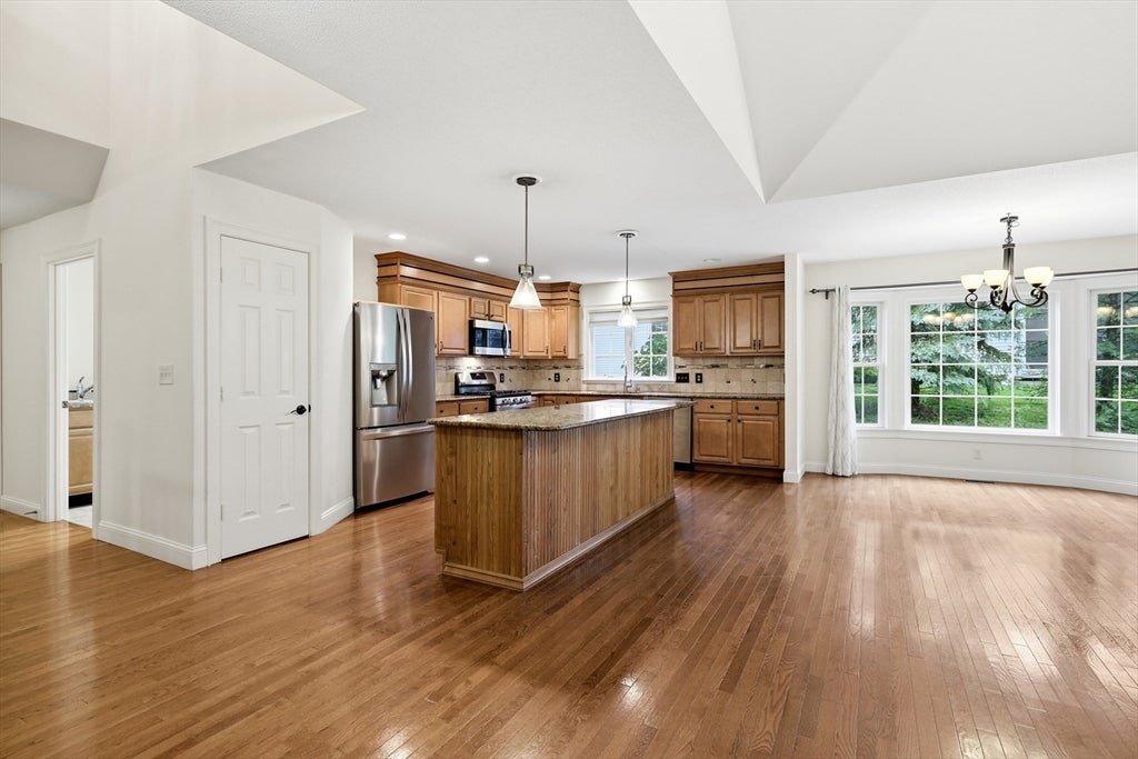 75 Shadow Brook Est #75, South Hadley, MA Photo #13