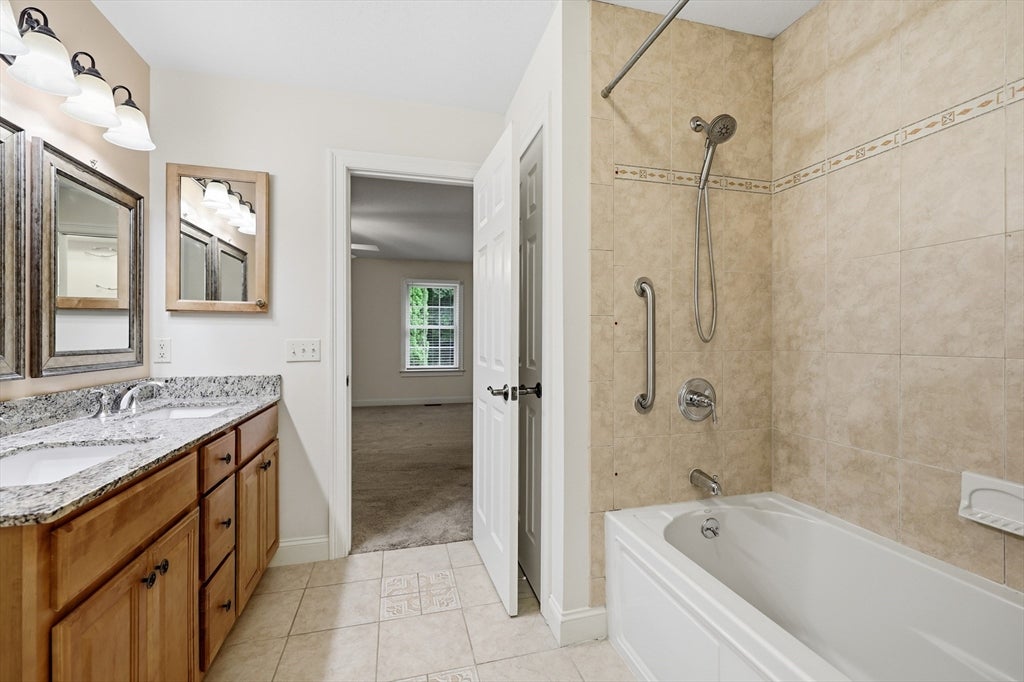 75 Shadow Brook Est #75, South Hadley, MA Photo #26