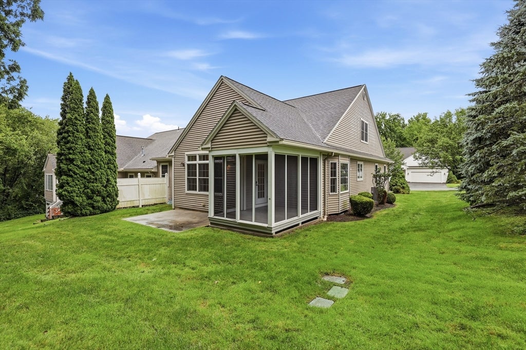 75 Shadow Brook Est #75, South Hadley, MA Photo #4