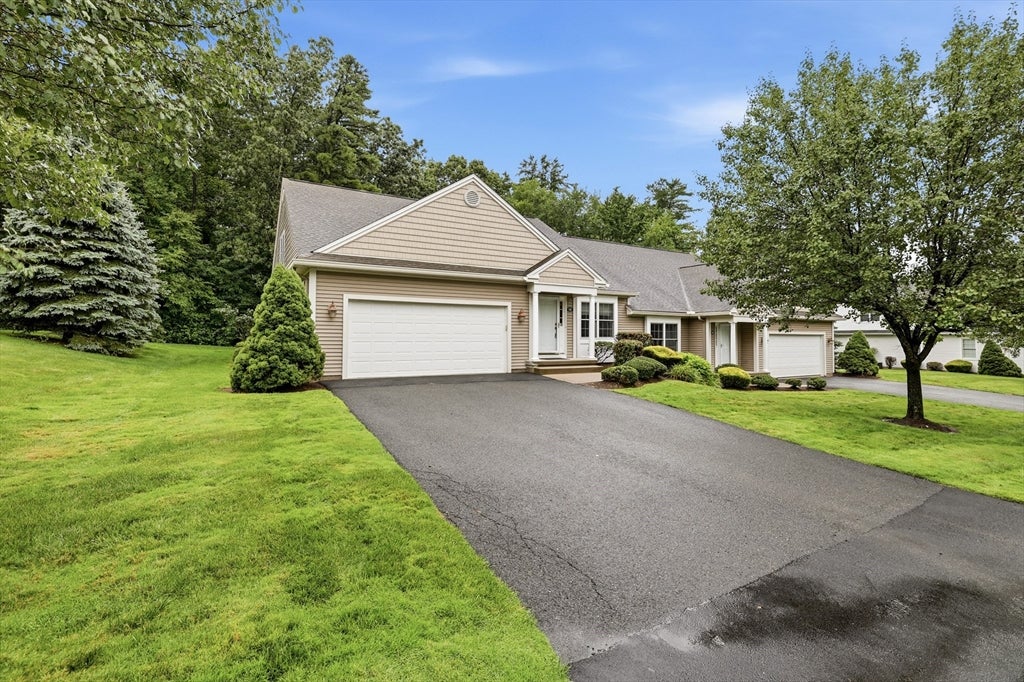 75 Shadow Brook Est #75, South Hadley, MA Photo #2