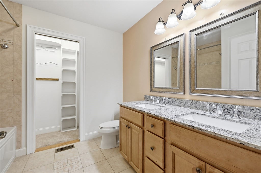 75 Shadow Brook Est #75, South Hadley, MA Photo #25