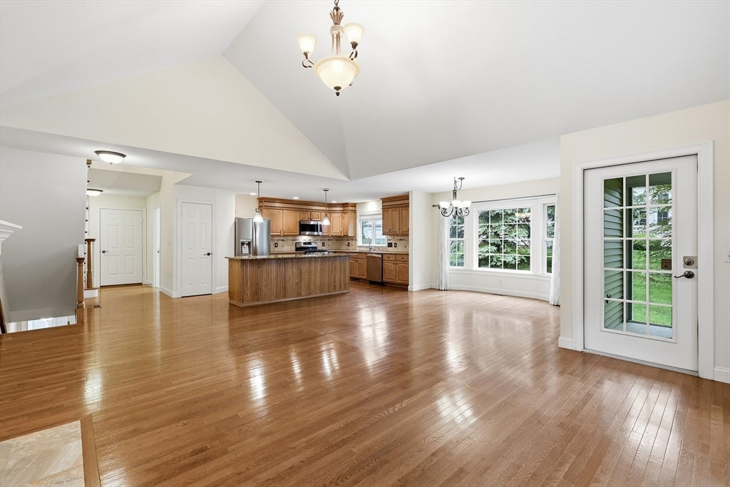 75 Shadow Brook Est #75, South Hadley, MA Photo #22