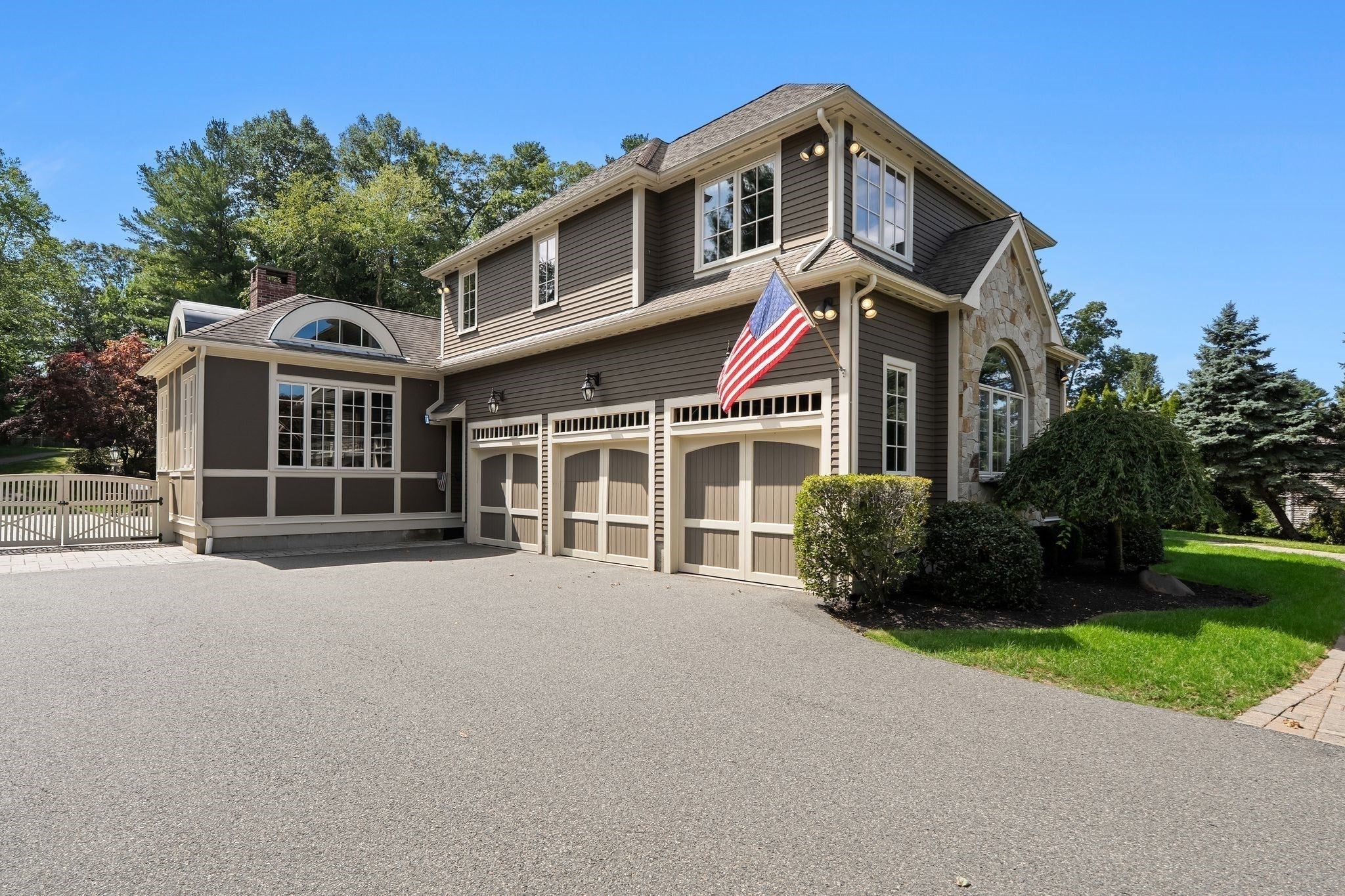 35 Sullivan Way