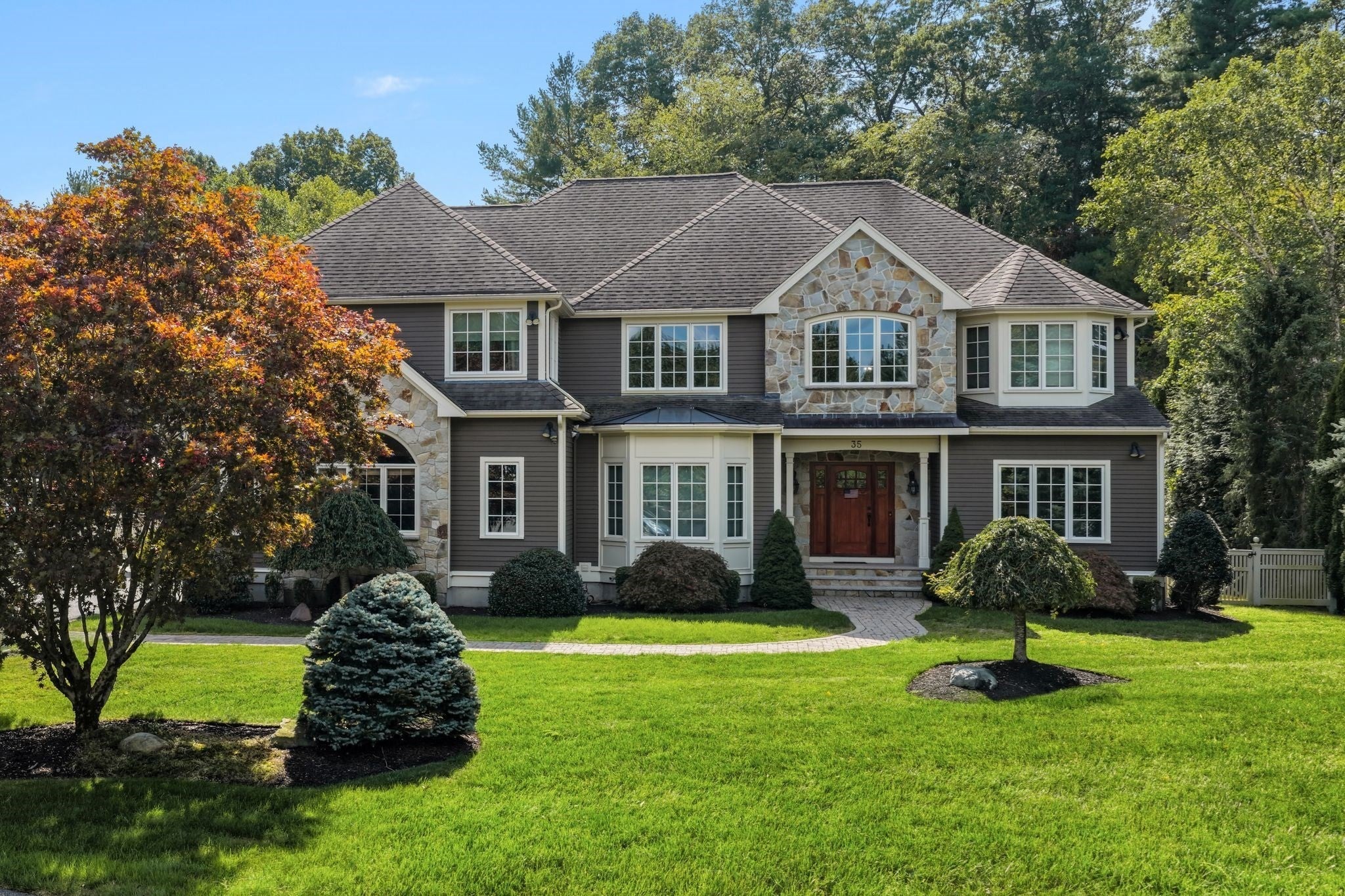 35 Sullivan Way