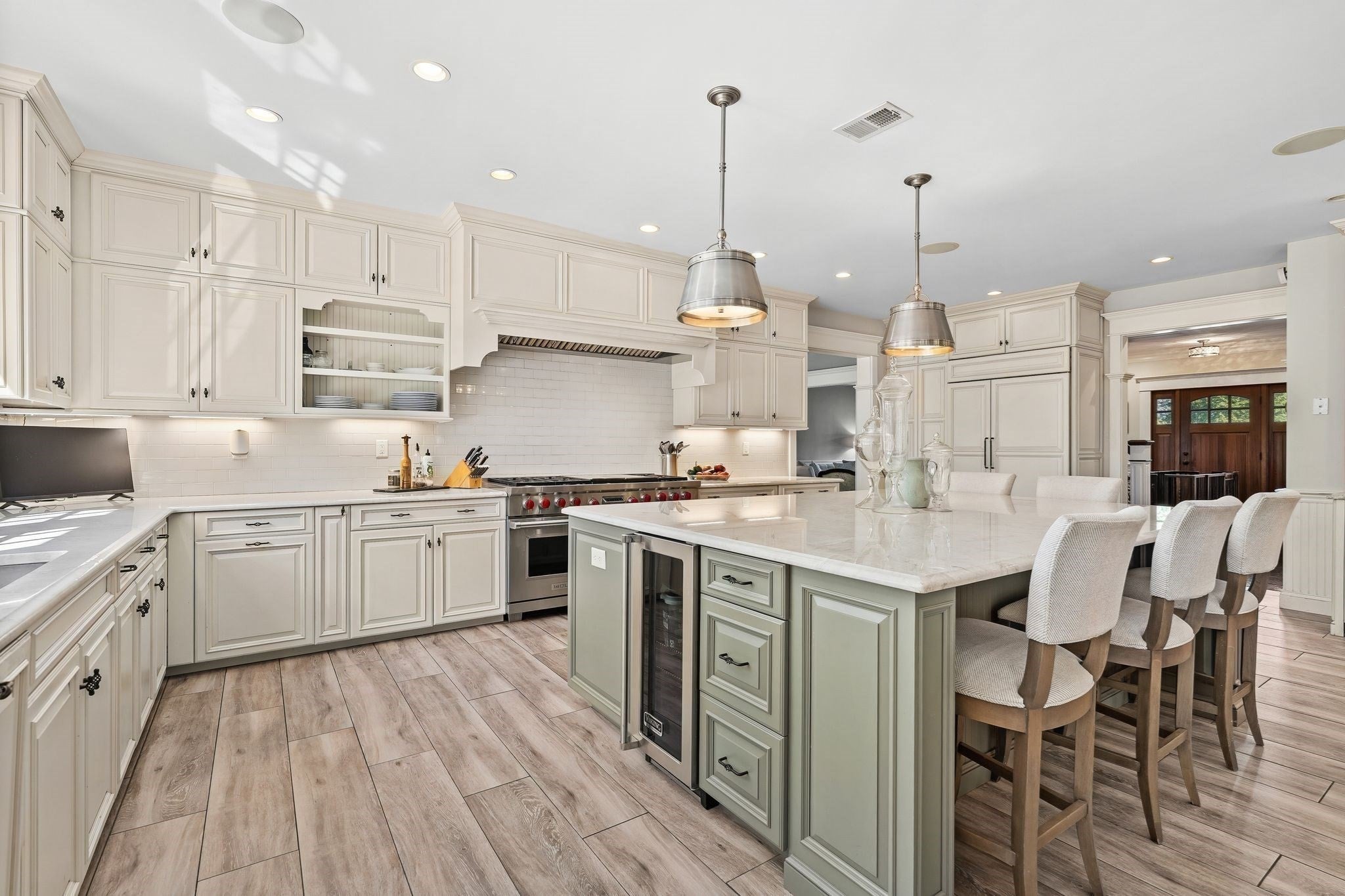 35 Sullivan Way, Canton, MA, 35 Sullivan Way, Canton, MA Photo #8