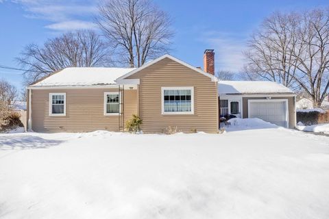 Photo of 854 Grayson Dr, Springfield, MA 01119 (MLS # 73477215)