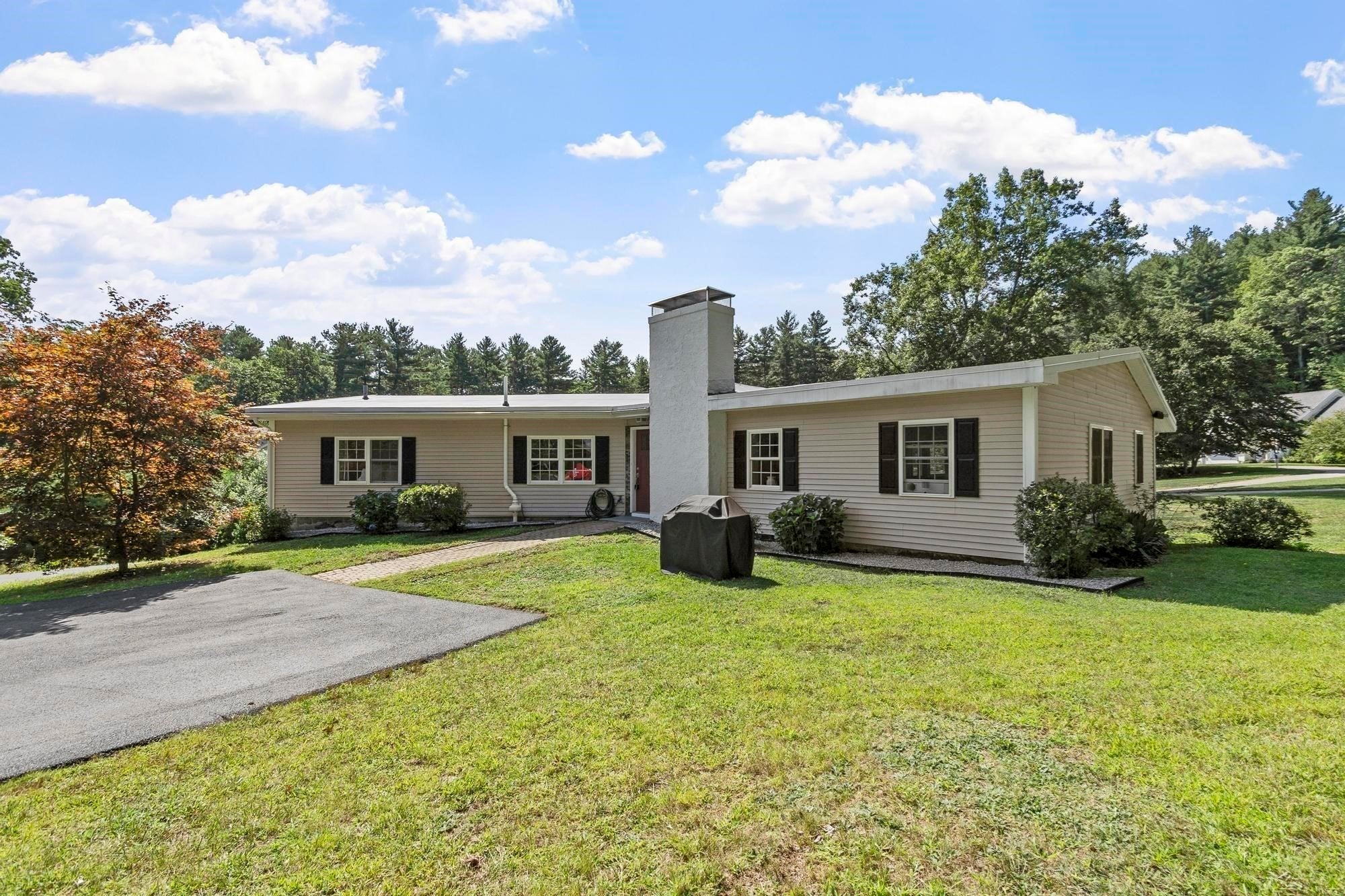 2 Reed Lane, Littleton MA 01460