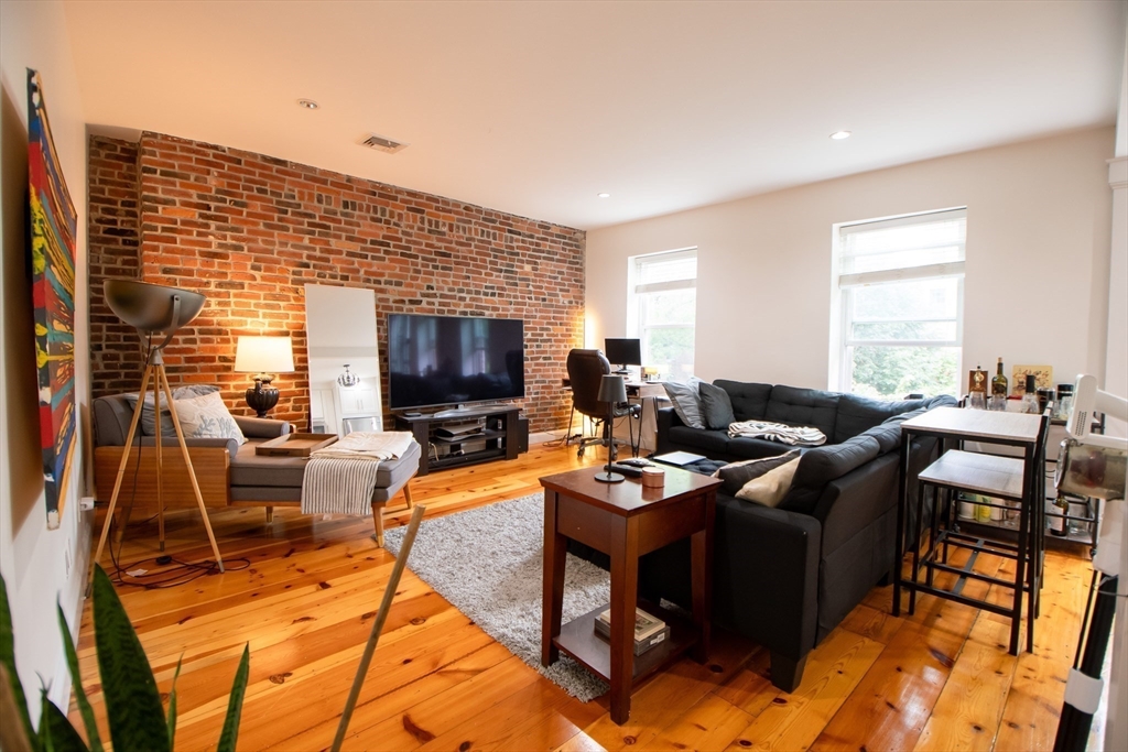 440 Hanover 4D
