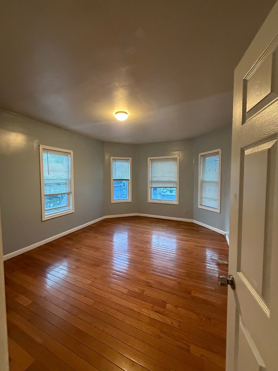51 Snell St #3, Brockton, MA, 51 Snell St #3, Brockton, MA Photo #4