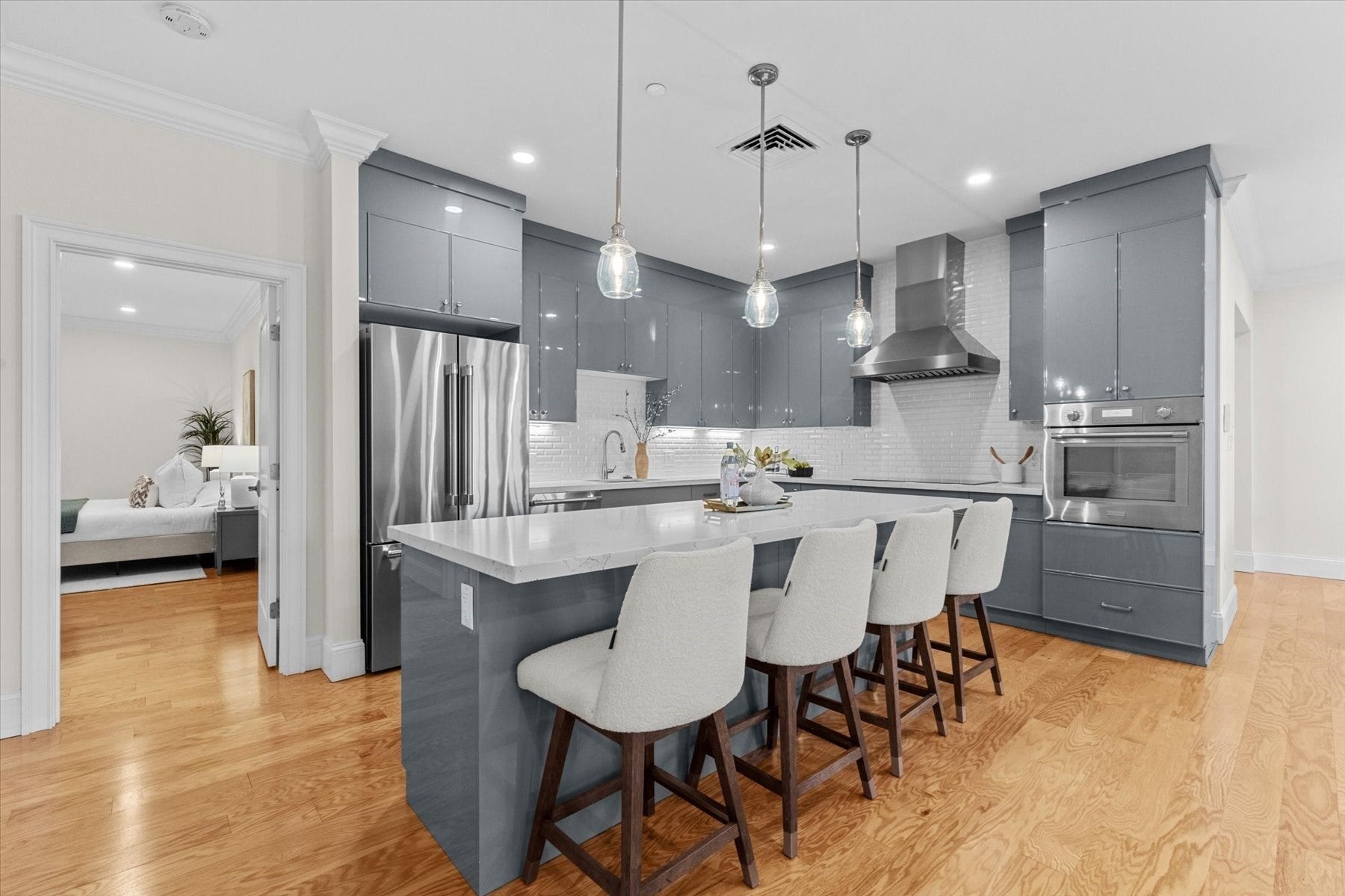 36 Elmwood Ave 11