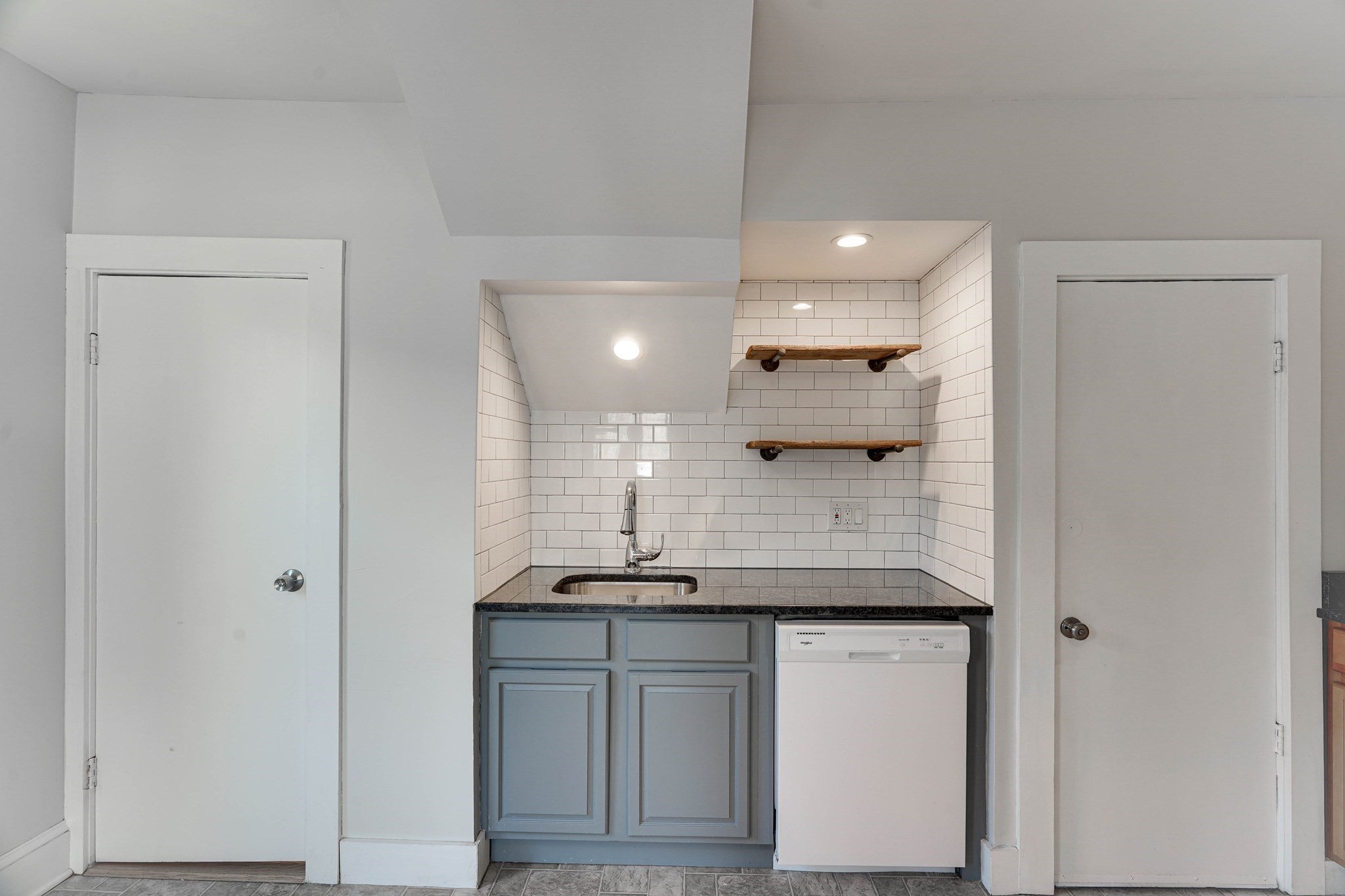 14 Wheatland St #2, Salem, MA, 14 Wheatland St #2, Salem, MA Photo #3